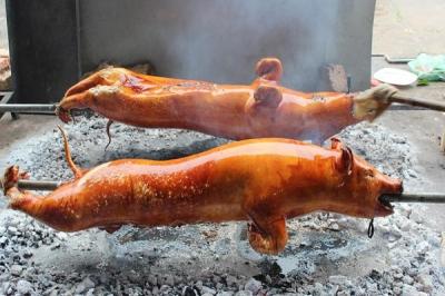 Bật mí 5+ địa chỉ bán lợn quay Lạng Sơn tại TP HCM ngon chuẩn vị